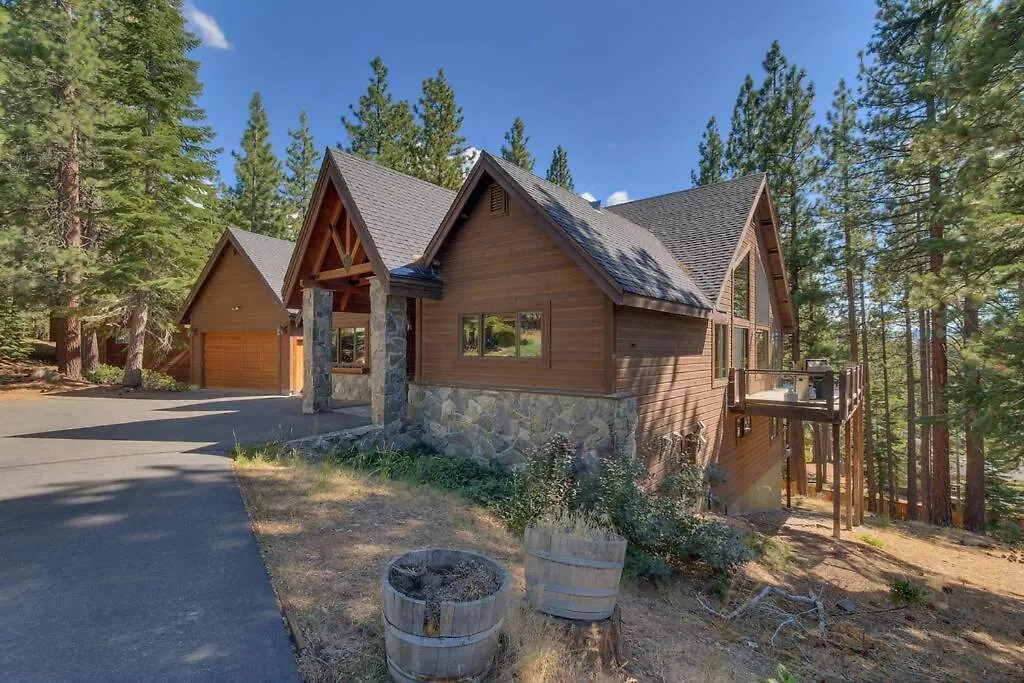 On Tahoe Time - Pets Pool Table Game Room South Lake Tahoe Tatil Evi